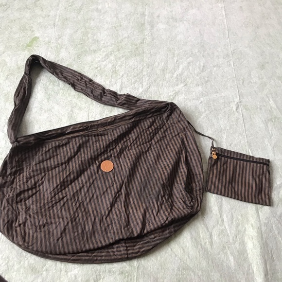 Fendi Handbags - Fendi Vintage 💕Packable Duffle bag with pouch